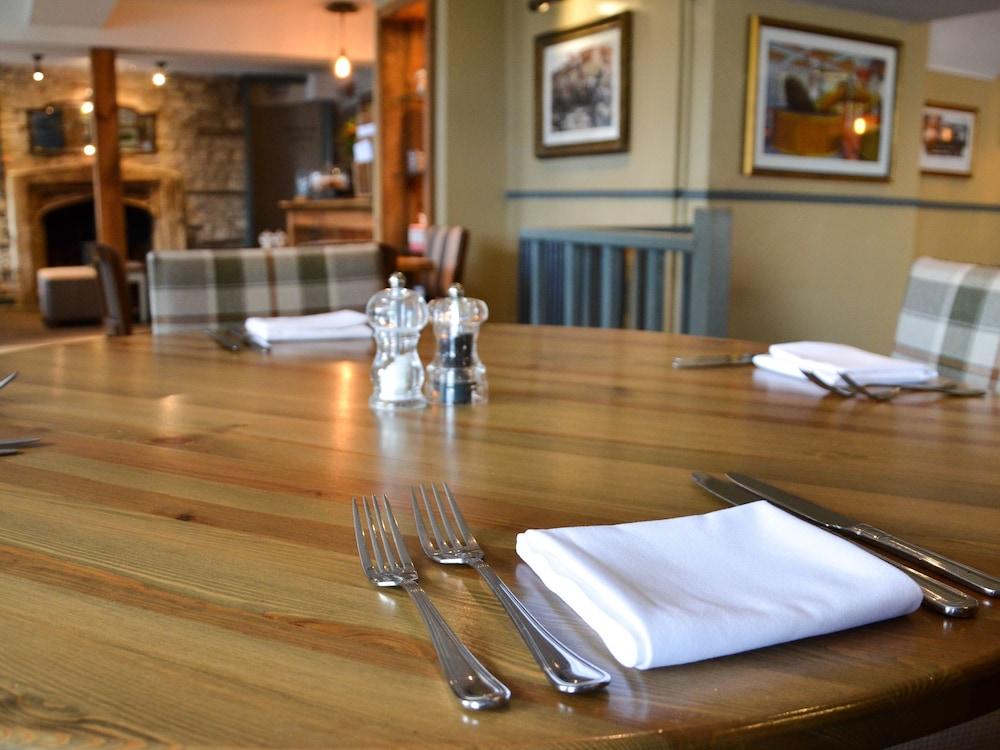 Hotel The Fox à Chipping Norton Extérieur photo
