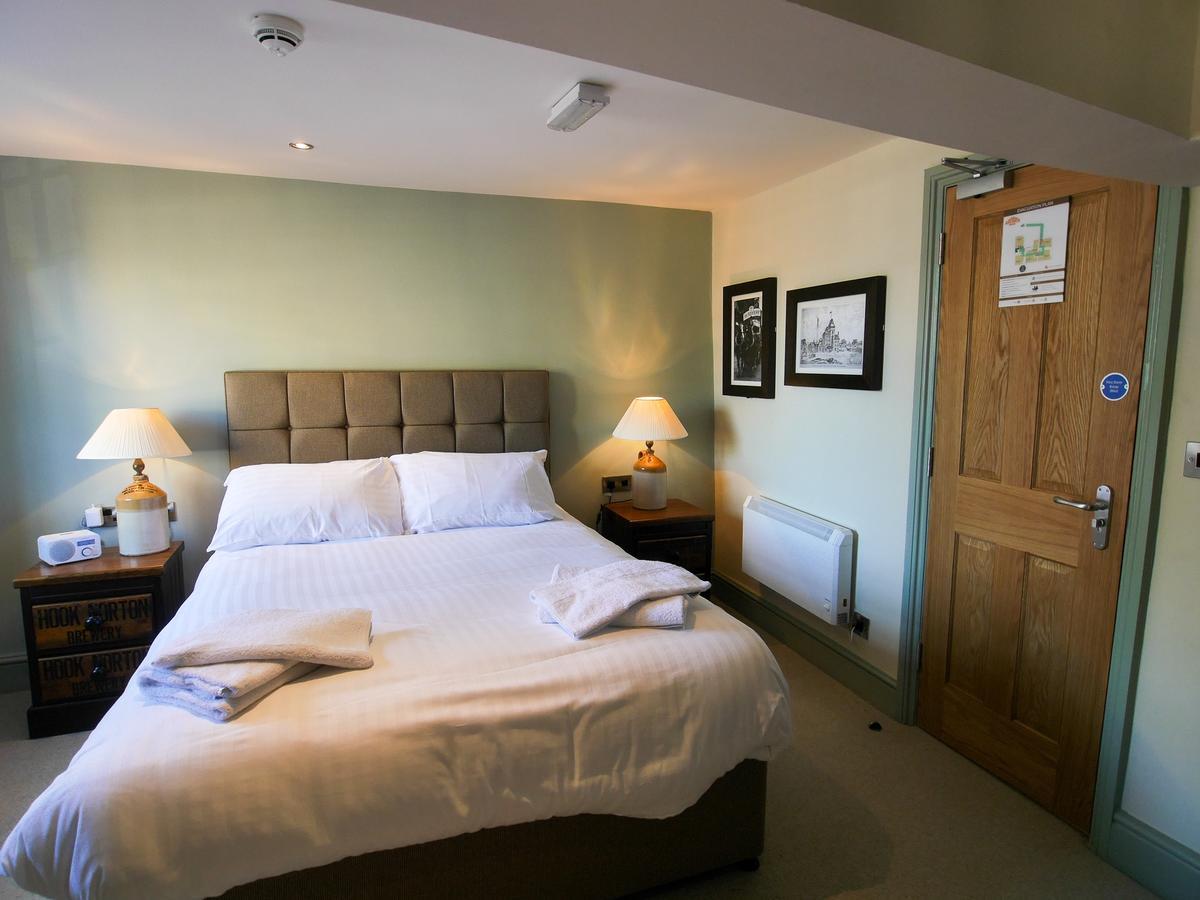 Hotel The Fox à Chipping Norton Extérieur photo