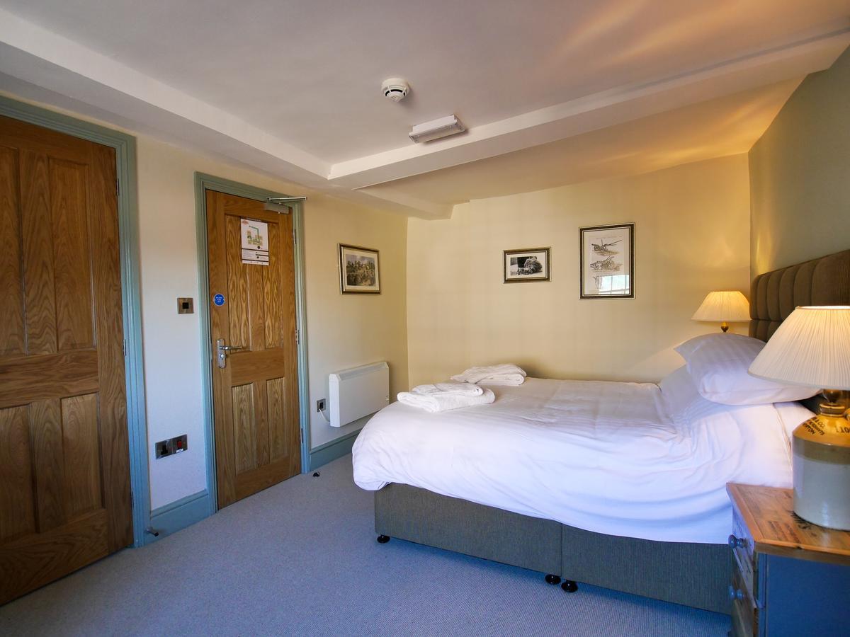 Hotel The Fox à Chipping Norton Extérieur photo